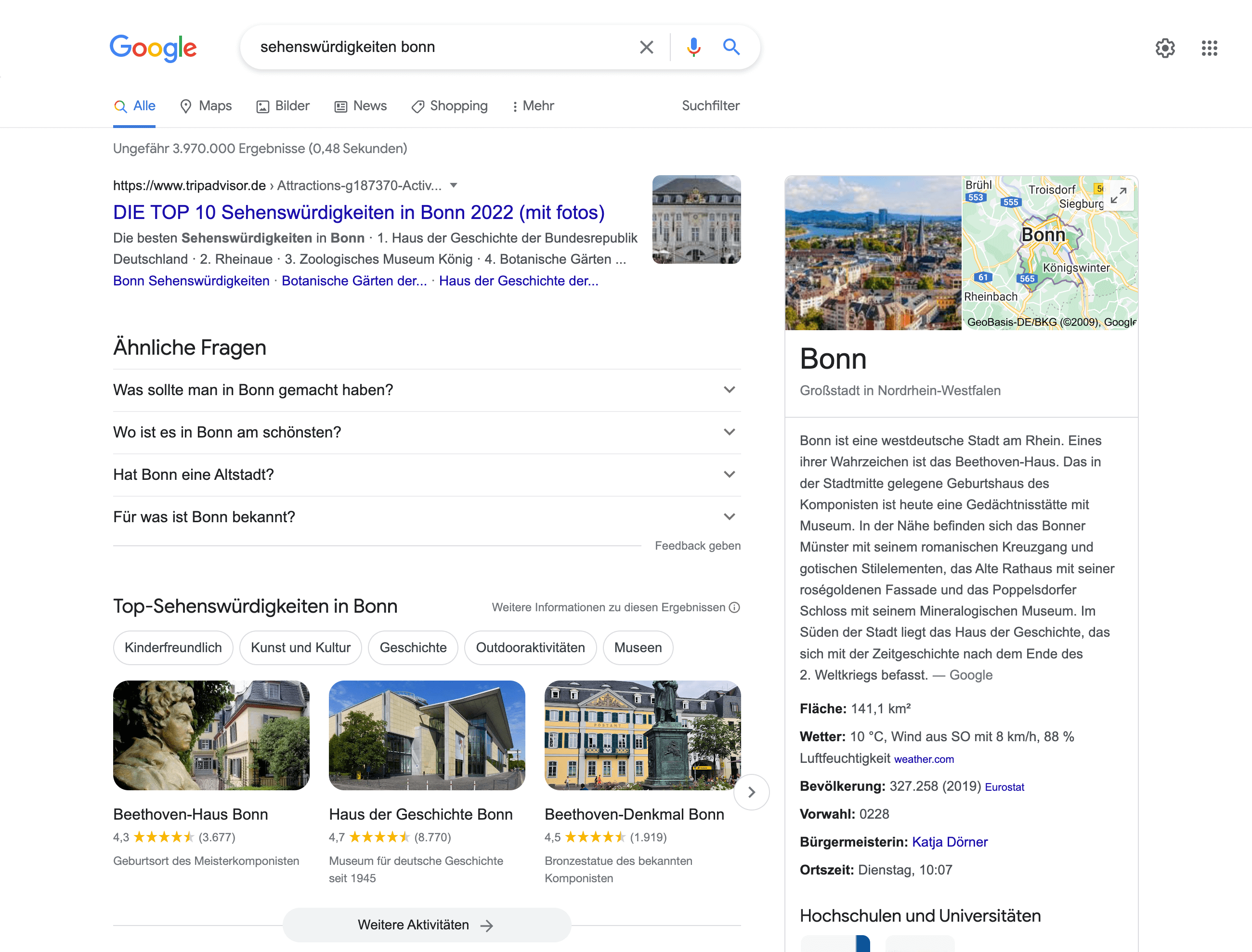 Bei der Google-Suche nach Sehenswürdigkeiten in Bonn erscheint ganz oben ein Link von tripadvisor zu den Top 10 Sehenswürdigkeiten, außerdem eine Info-Box zur Stadt Bonn und ähnliche Fragen zu der Suchanfrage. Darunter sind von Google einige Sehenswürdigkeiten vorgeschlagen.
